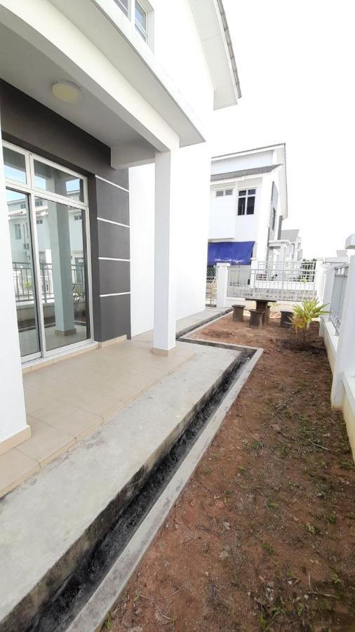 Homestay Greenway باسير غونداغ المظهر الخارجي الصورة
