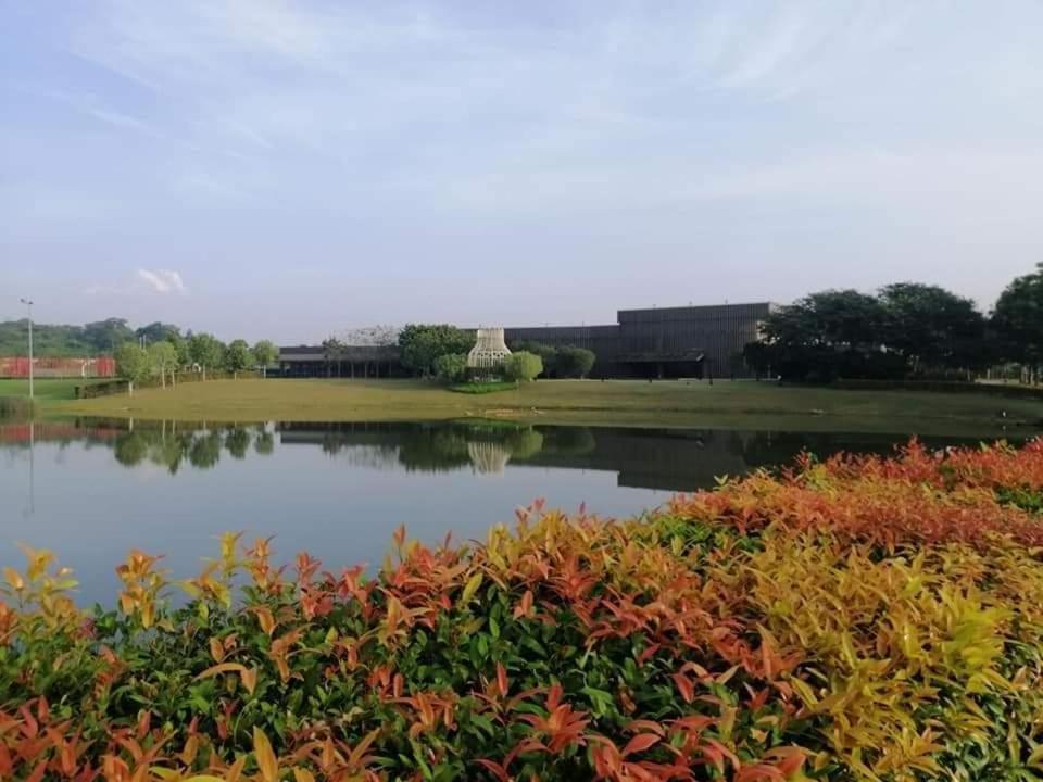Homestay Greenway باسير غونداغ المظهر الخارجي الصورة