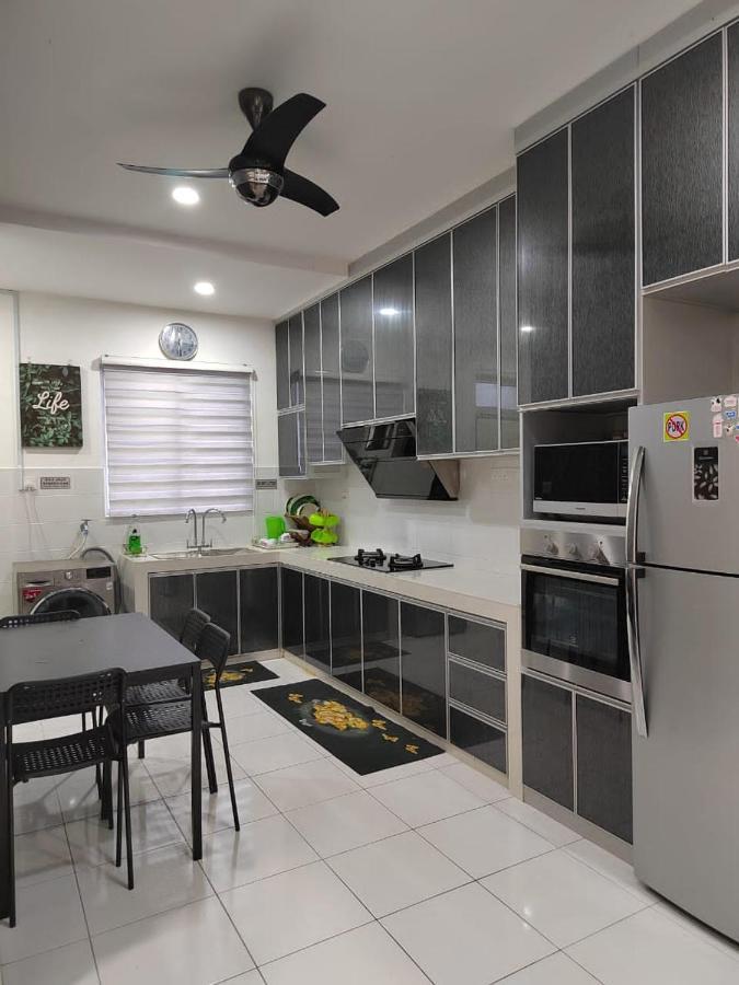 Homestay Greenway باسير غونداغ المظهر الخارجي الصورة